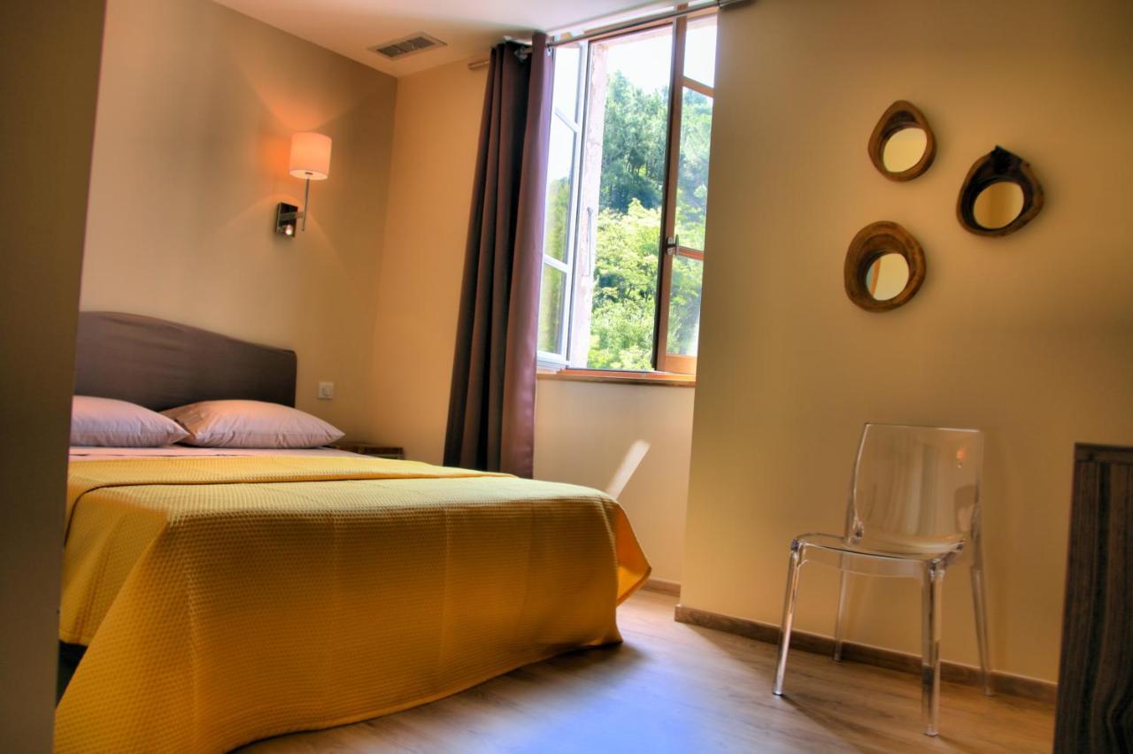 Chambres D'Hotes Clos Des Recollets Largentiere Bagian luar foto
